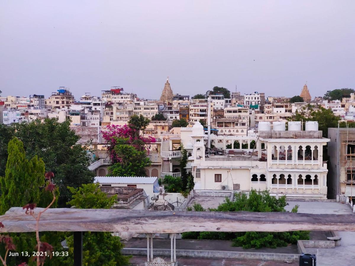 Albergue The Rustic Monk Udaipur Exterior foto