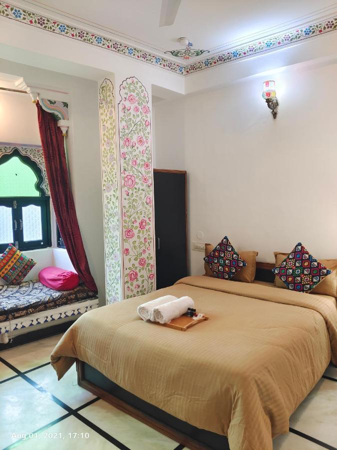 Albergue The Rustic Monk Udaipur Exterior foto
