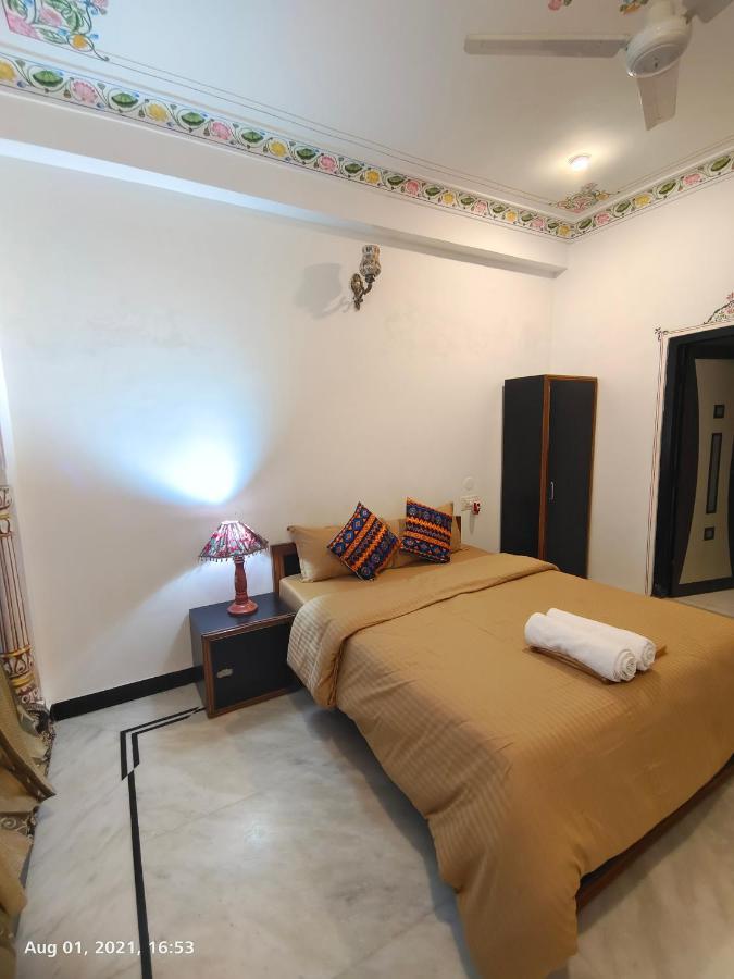 Albergue The Rustic Monk Udaipur Exterior foto
