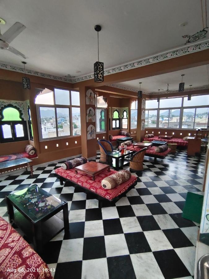 Albergue The Rustic Monk Udaipur Exterior foto