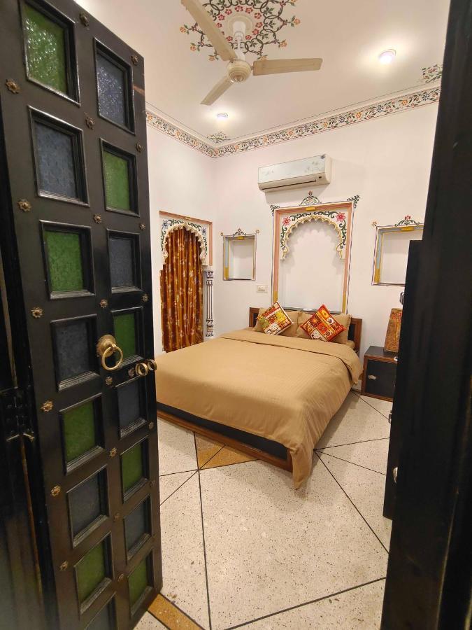 Albergue The Rustic Monk Udaipur Exterior foto