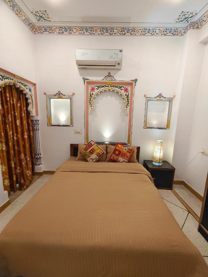 Albergue The Rustic Monk Udaipur Exterior foto