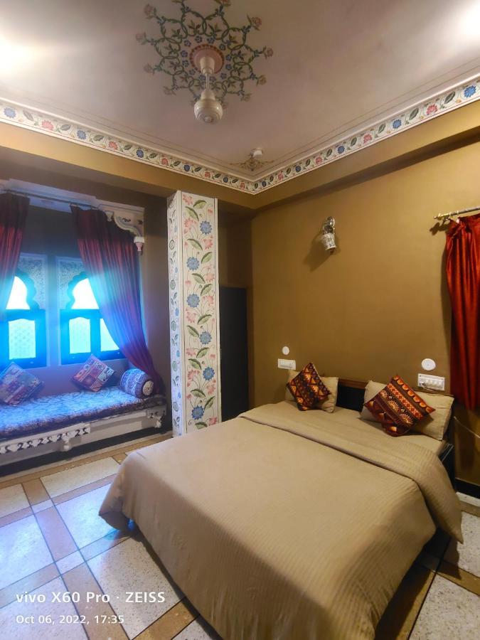 Albergue The Rustic Monk Udaipur Exterior foto